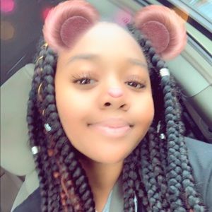 Meet your Posher, Evanna